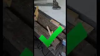 COMO usar machadinha para cortar madeira dicas de marcenaria #shorts #woodworking #diy