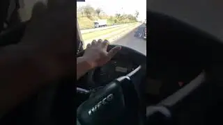 &Oacute;leo na subida fica dif&iacute;cil. #automobile