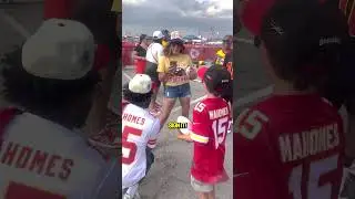 @funnymarco4307 gets his jersey signed by future NFL player! ✍️