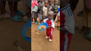 Please donate today we feed the kids tomorrow link in our bio please 🙏