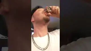 Cheers ! #pokerplayer #drinking #badbeat #tilt #badsession