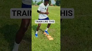 Quick Feet Football Drill to Boost Agility ⚡ #footballtraining #SoccerTraining#fastfeet