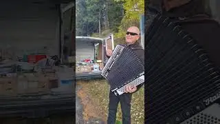 Des artistes à Val Cenis ▪︎ Qui peint toutes ces belles fresques ? 
