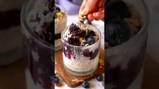 Овсянка с черникой и чиа