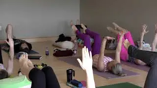 45 min Powerflow - Balance of Strength and Ease (ALL LEVELS)