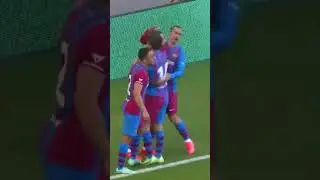 Memphis depay goal against stuttgart