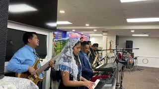 Canta hermano Wilson 🎹🎤🎷🎷🎼🎷🎸🎺🥁