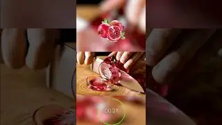 AI ASMR: Cutting with a Knife 💎 #ai #aiart #asmr #glasscutting #trending #funny