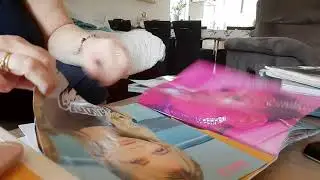 ASMR page  fast-turning / squeezing/ crumpling