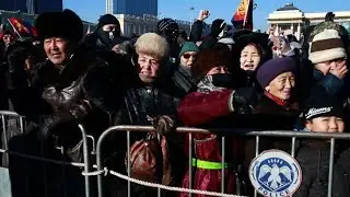 Mongolians bring yurts to second graft protest