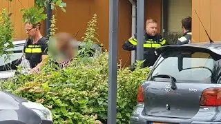 Grootschalige politie-inval in Almere Buiten
