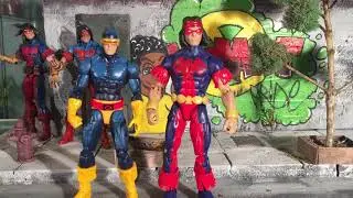 Marvel legends Thunderbird review vs custom Thunderbird
