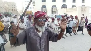 رقصة من الفلكور الشعبي 
