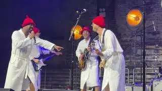 Vulfpeck 3 on E clip, Schvitz Experience Night 2, Avant Gardner Brooklyn NY