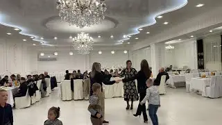 Wedding 2 party