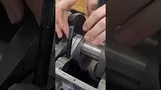 Main bearing installation without crank removal: Always Creative Design #engine #hp #mechanic