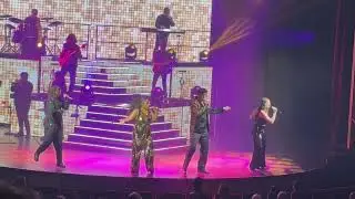 Celebrity Reflection entertainment