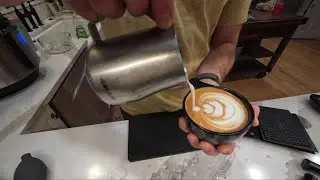 Breville Bambino Latte Art w/ Oat milk&mdash;A work in progress