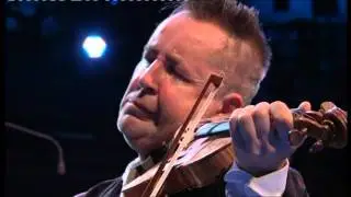 Nigel Kennedy & the Palestine Strings, Vivaldi The Four Seasons - Aug 2013, Proms - BBC. 2/3