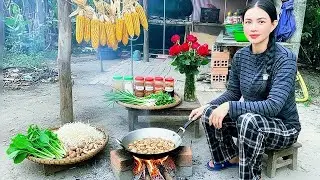 Countryside Life: Enjoying the Warm, Sweet Flavors of Rural Mushroom Soup 