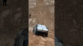 Tesla Cybertruck & Rivians sending it at King of Hammers #offroading #cybertruck #kingofhammers