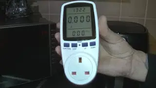 Unboxing breif test Electricity Monitor Power Meter Energy Usage Wattage Kwh Analyzer Socket UK Plug