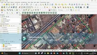 SIGs em projetos de redes de &aacute;gua e de esgoto (plugins QESG, Qwater e SaniBID)
