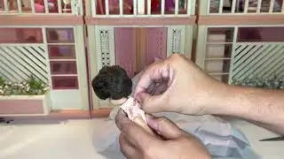 Unboxing Vintage Bubblecut Barbie