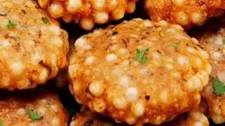 व्रत के लिए साबूदाना बड़ा बनाने की आसान रेसिपी/sabudana vada recipe/navratri special recipe