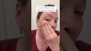 Moisturizing spf50 foundation with color mimicking & smooth coverage