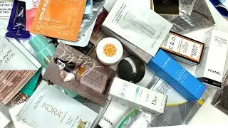 DECLUTTERING ALL MY LUXURY SAMPLES | Marie Kondo Please Help