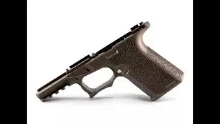 Изменение цвета нижней части ствольной коробки Glock 19 Polymer80 PF940C