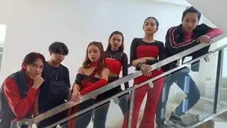 EVERGLOW - 'FIRST' Relay Dance | Arianah & Marcela