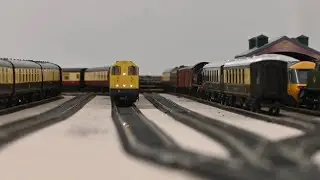 00 Gauge Model Railway: Steam, Diesel & Double Heading Action!