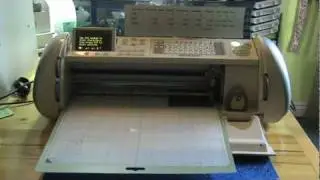 Cutting Vinyl With Cricut SUPER SIMPLE!! Tutorial