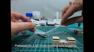 How to vacuum-tightly glue a capillary into a PEEK flow-through holder