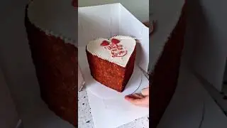 Red Velvet Cake is S0000 much more than a redcake! #CakeDecorating #DIYBaking  #redvelvetcake
