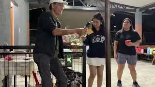 gold ampao christmas 2025