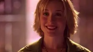 Smallville 1x20 - Clark asks Chloe to the Spring Formal