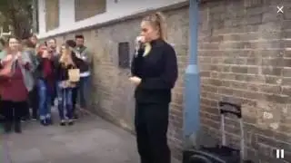 BEAT BOXING GIRL KIMMY LAWRENCE IN SHOREDITCH. BRILLIANT