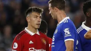 Leicester city tested Lisandro Martinez's heading skill