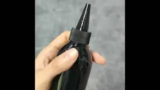 Plastic squeeze bottle