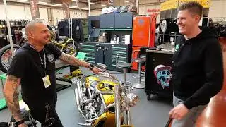 Meik und Nils auf der Motorradmesse Custombike-Show 2023 Kawasaki VN1500