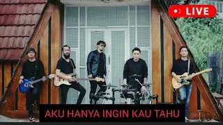 AKU HANYA INGIN KAU TAHU - TEGUH VAGETOZ FEAT STARLETS BAND LIVE