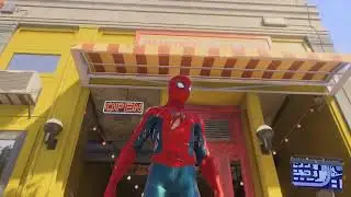 Spider-Man 2 -- Costume Showcase New Red and Blue Suit --