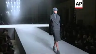 Rupert Sanders's wife, Liberty Ross, sits front row for Alexander Wang