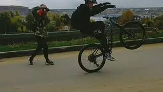 The longest wheelie no hand in Russia(maybe)