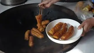 阿英在家里用干豆子做豆浆，搭配油条真好喝，浓香味十足 #农村生活#豆浆的神仙吃法 #家常美味 #营养早餐