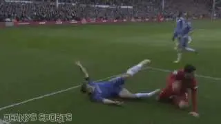 Luis Canibal Vampire Suarez Bites Branislav Ivanovic  Liverpool 2vs2 Chelsea