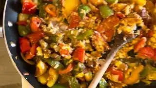 Scarboro #Recipes: Scrambled Eggs 🍳+ Tri-Color Peppers 🫑 Onion 🧅 Paprika 🌶️Garlic 🧄#420🇨🇦🥰